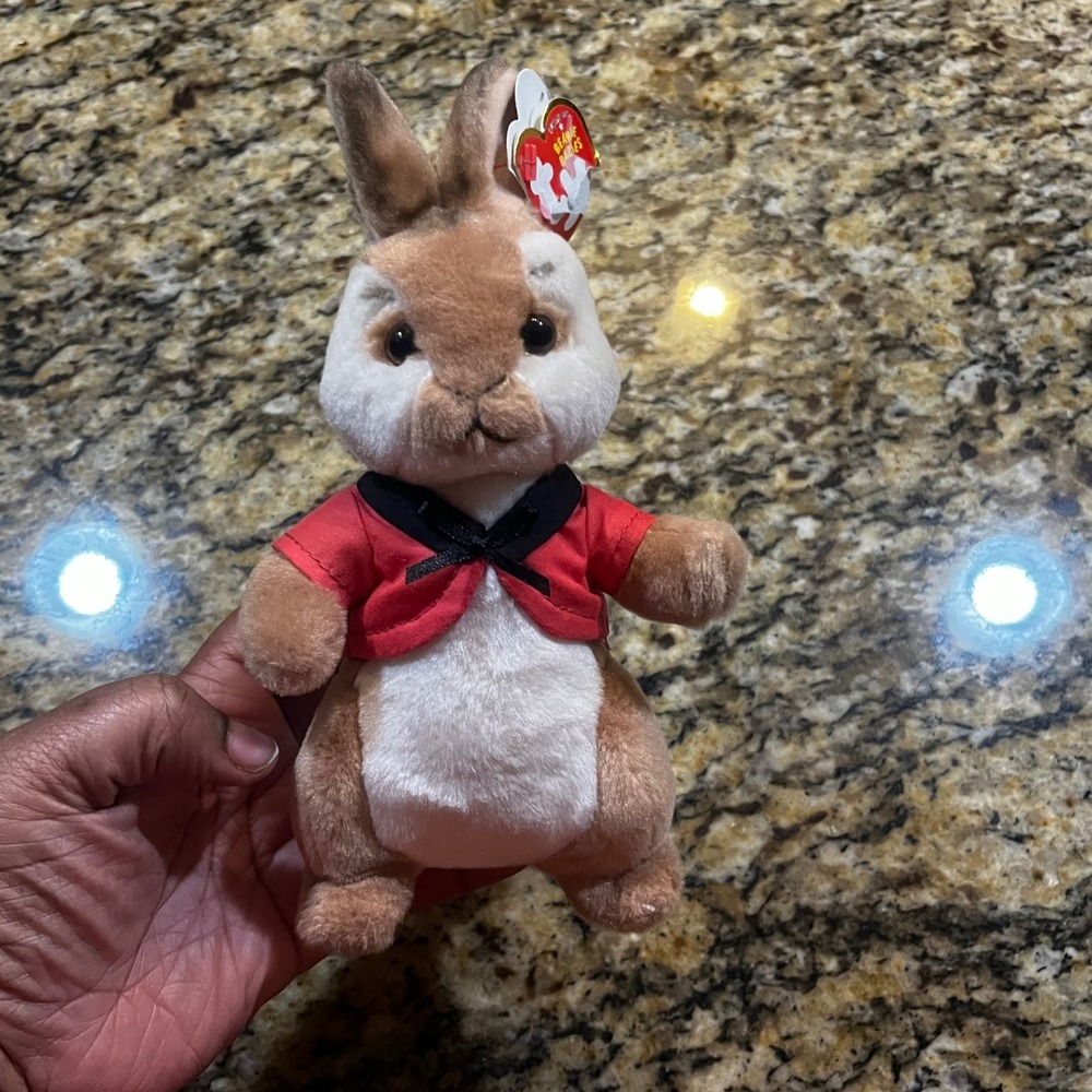 Ty‎ Beanie Babies Peter Rabbit Movie Flopsy Bunny Plush Red Jacket 2018 8.5 inch